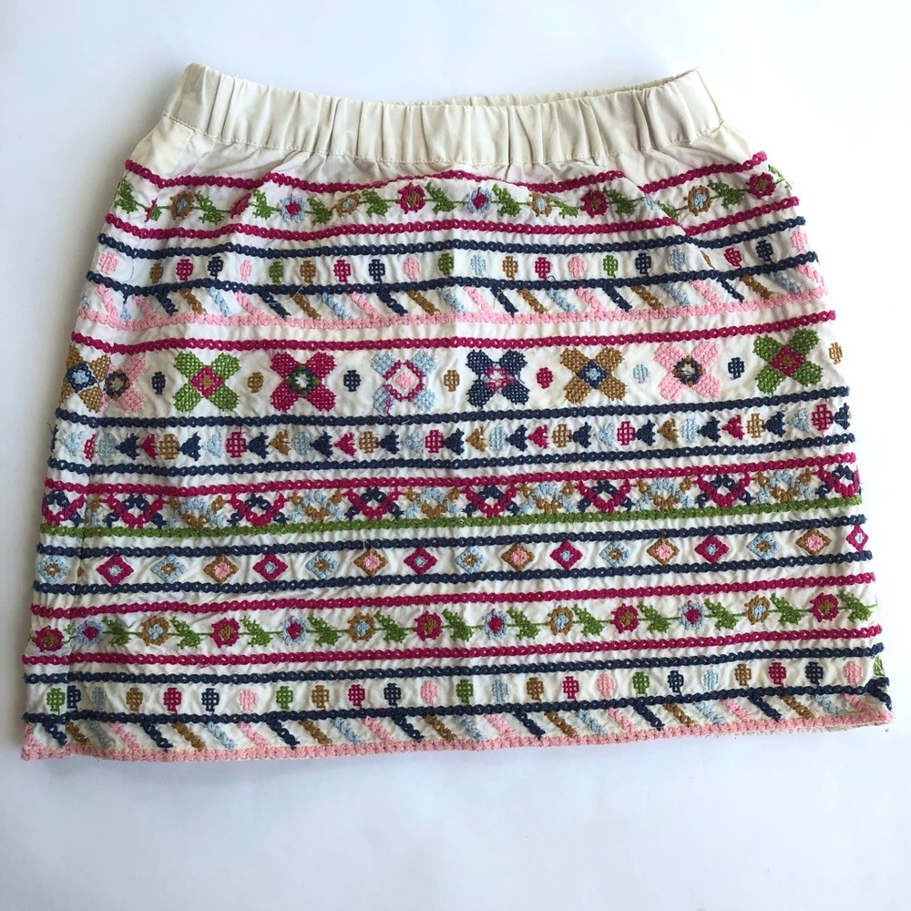 Lands’ End embroidered skirt - size 5